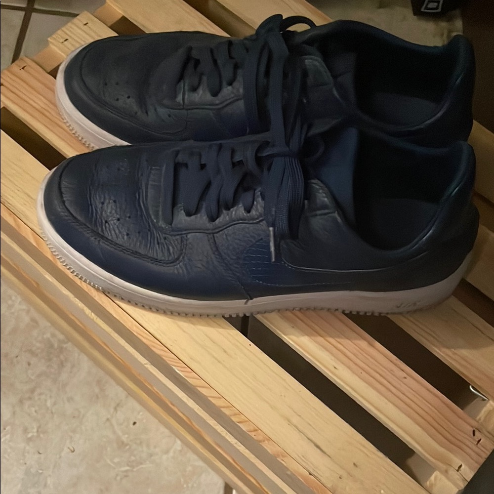 Men's Navy Blue Sneakers